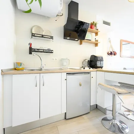 Apartment Bright In